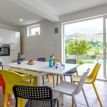 Serene Rural With Pool, Sun Deck, And Children's Play Area - Five Bedroom Villa *